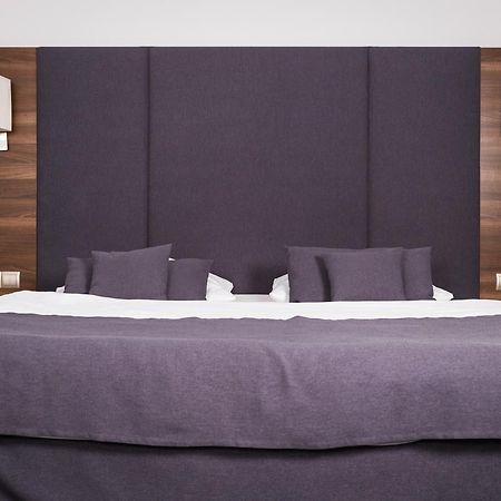 זיילונה גאורה Hotel Srodmiejski מראה חיצוני תמונה