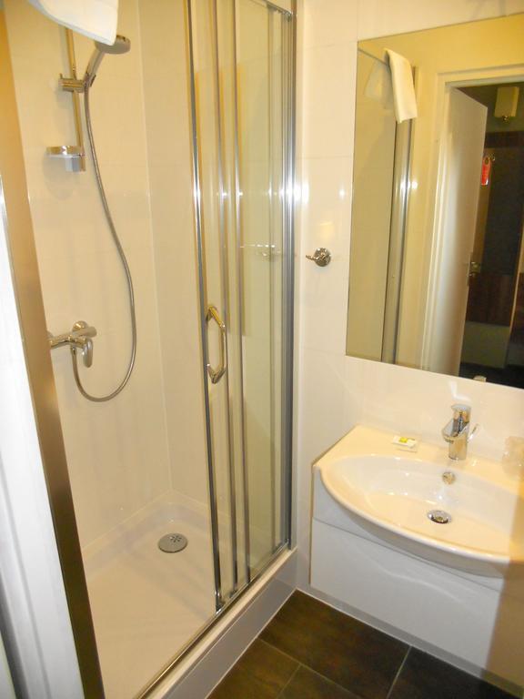 זיילונה גאורה Hotel Srodmiejski חדר תמונה